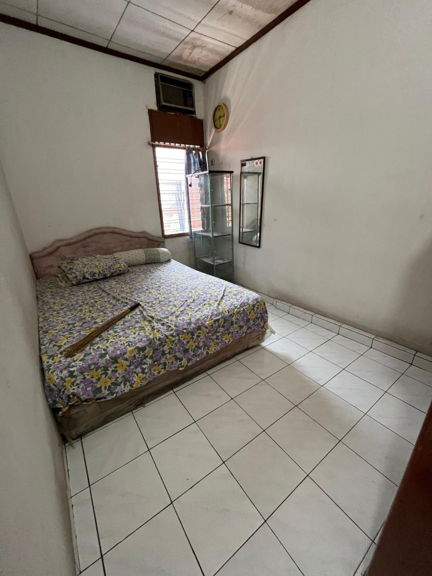 Spot On 94142 Al Fatih Residence Syariah 2 Jakarta Exterior photo